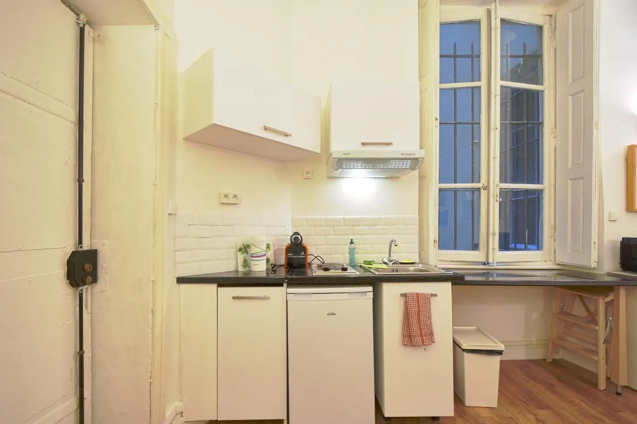 Quiet Studio In The Center Of Lyon France